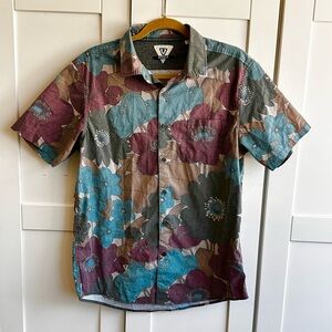 Vissla Floral Button-Up Shirt – Surf Style – Short Sleeve – Lightweight – Size M